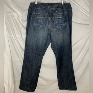 Torrid jeans very lightly distressed size 14